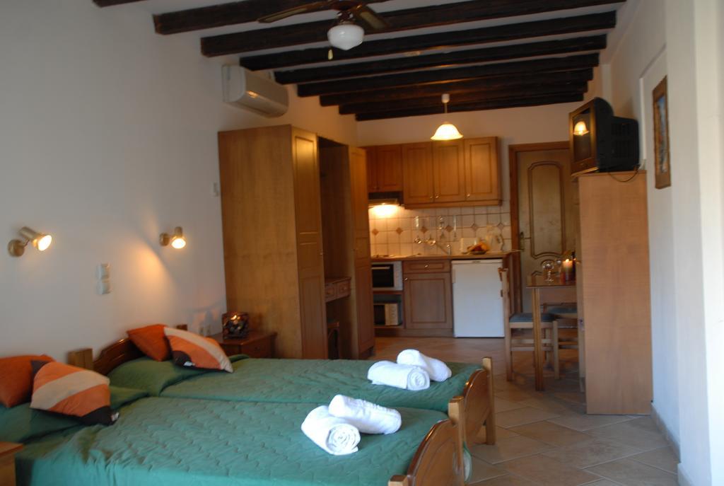 Eva Studios Kassiopi Extérieur photo